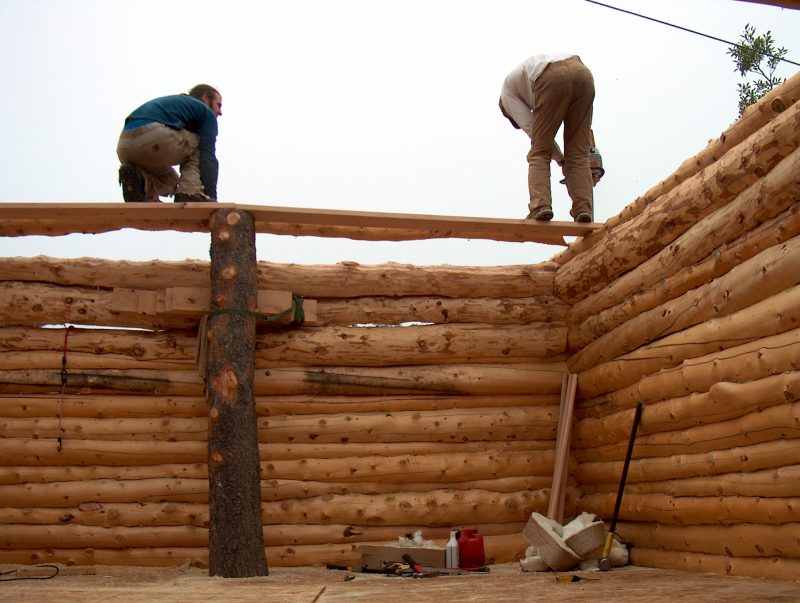 South gable log work